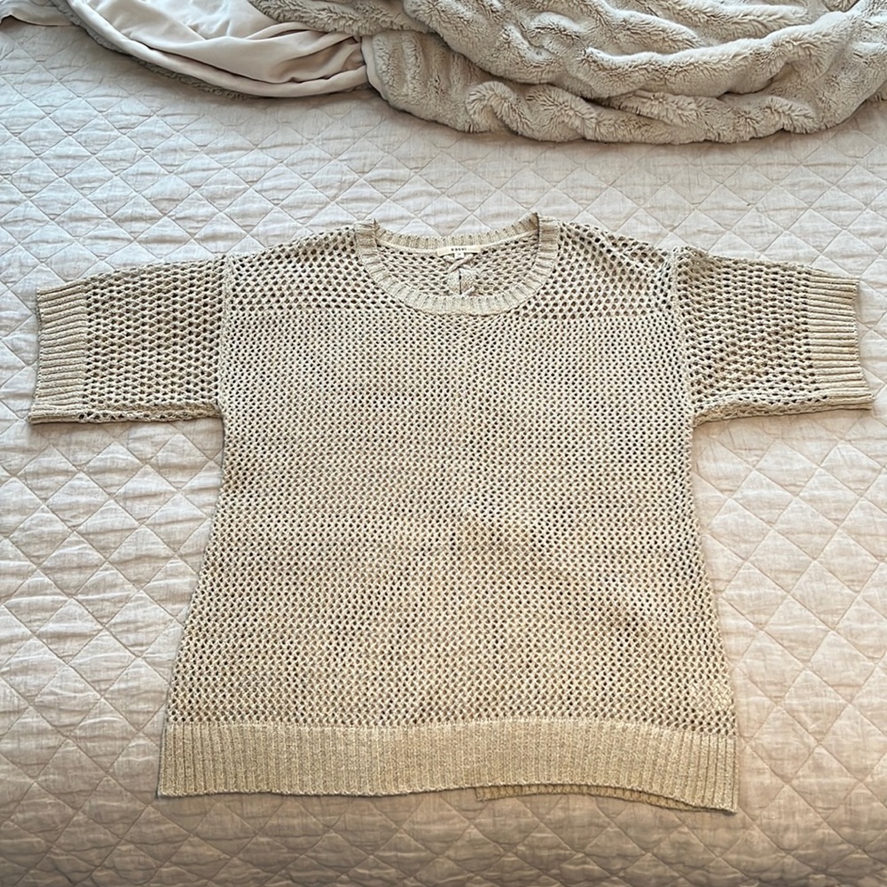 Easel beige top - size M